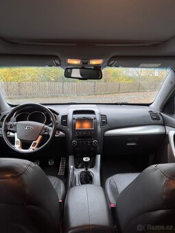 Kia Sorento 2.2 CRDI 2011 AWD - 7