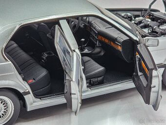 BMW E32 730i 1:18 Minichamps - 7