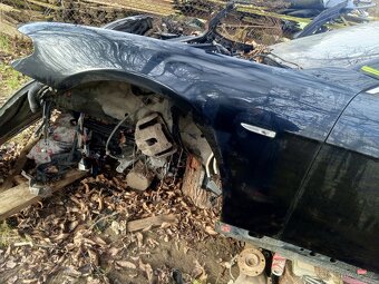 BMW 7 e65 dveře - blatník - 7