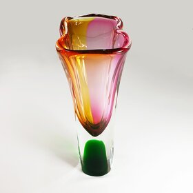 Hutní sklo, barevná skleněná váza a popelník - 7