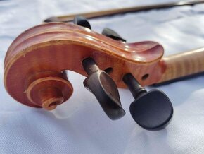 housle označené Karel Pilař - 7