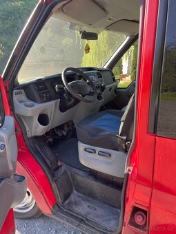 Ford tranzit 2.2 - 7