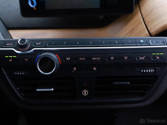 BMW i3 REX - full HarmanLED kůže šíbr kamera velká naviagce - 7