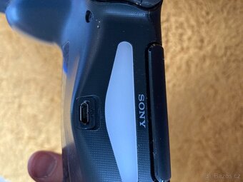 Playstation 4 Slim 1 TB - 7