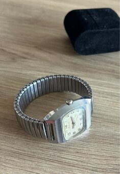 Mechanické hodinky Raketa TV - 7
