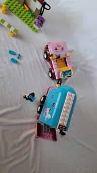 LEGO® Friends 3186 Terénní vůz s přívěsem pro koně - 7