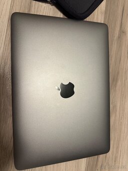 Apple MacBook 12 - 7