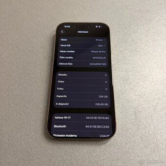 iPhone 16 Pro 256GB zlatý, bez škrábance, 100% baterie - 7