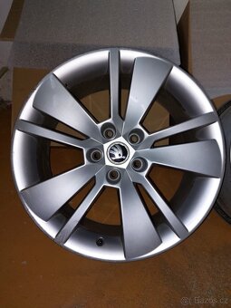 Škoda Alu kola ET 44 5×112mm - 7