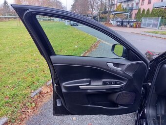 Alfa Romeo Giulietta 2.0 JTD 125 kW - rv 2012, nová TK 10/27 - 7