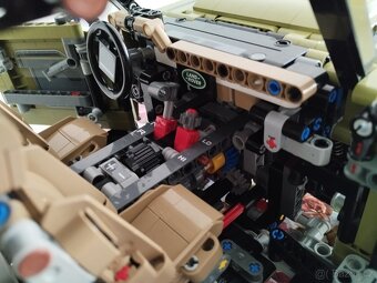 Lego 42110 Land rover defender - 7