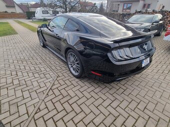 Ford Mustang, paket GT350, motor 3,7 V6, 224 kw,2015,manuál - 7