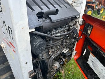 prod.pásový nakladač Bobcat T200-Highflow-joyst - 7