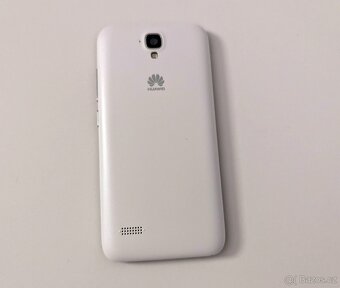 Mobilní telefon Huawei Y560 + 16 GB microSD karta - 7