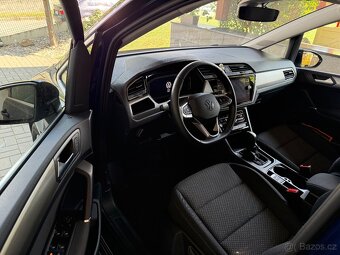 VW TOURAN 1.5 TSI 110 kW DSG - záruka, stav nového vozu - 7
