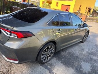 Toyota Corolla 1.6 Benzín - 7