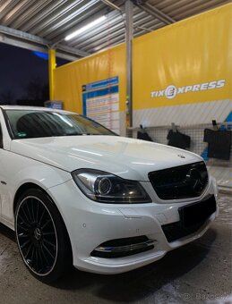 Mercedes w204 Coupe - 7