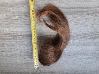Pravé dámské vlasy - 7