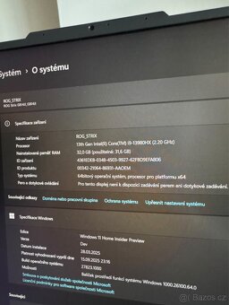 Asus ROG Strix g18 (g814ji) - 2Tb SSD - herní notebook - 7