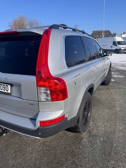 Prodám Volvo XC90 2,4 D5 r.v. 2010 - 136kw. - 7