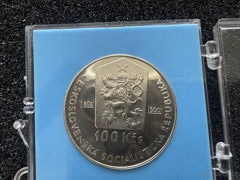 100 Kčs 1990 - VELKÁ PARDUBICKÁ - PUNCOVANÁ - 7