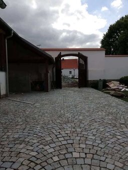Pokládka dlažby a žulových kostek - 7