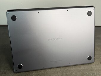MacBook Pro 16'' 2021 / M1 Pro / 16GB / 512GB SSD - DPH - 7