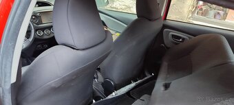 Yaris 1.0 na opravu,dily - 7