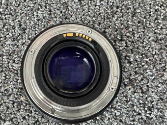 CANON EF 50 mm f/1.4 USM - 7