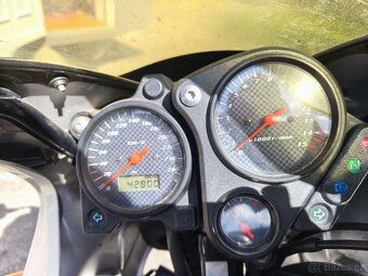 Honda Hornet 600 - 7