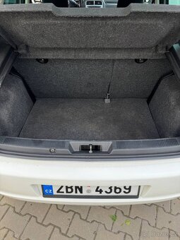Fiat Punto Grande - 7