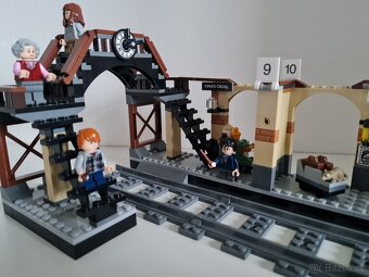 Lego Harry Potter - Spěšný vlak do Bradavic 75955 - 7