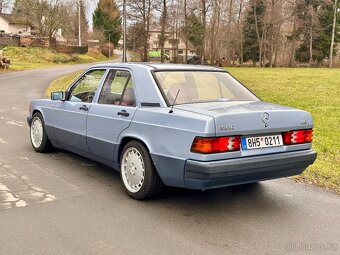 Mercedes Benz w201 190e 1.8 automat - 7