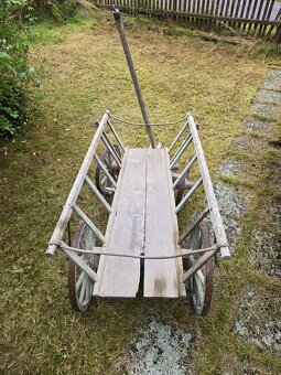 Prodám starý žebřiňák délka 120cm, šířka 70cm. - 7