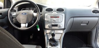 Ford Focus 2,0i 16V Carving 107 kw kombi - 7