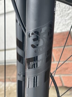 Vpace max29l, FOX32 performance, Deore XT, karbonova kola - 7