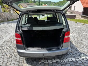 VOLKSWAGEN TOURAN 2.0TDI AUTOMAT 2007 - 7