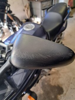 Yamaha FZS 600 - 7