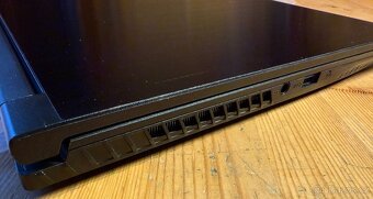 MSI GF63 Thin 15,6 FHD IPS 144Hz i5 16GB 512GB GTX 1650 - 7