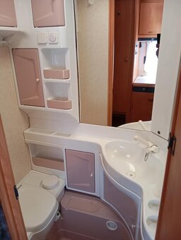 Karavan Hobby Prestige 495 + předstan - 7