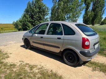 Citroën Xsara Picasso 1.6 benzin 70kW nová STK - 7