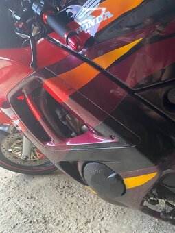 Honda CBR 600 FT - 7