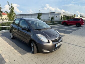 TOYOTA YARIS 1,0 VVT-i 51kW - 2.maj. - Klima - 112700km - 7