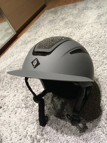 Jezdecká přilba IRH Olania Deluxe, šedá s glitry, M - 7