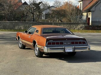 Ford Thunderbird - 7