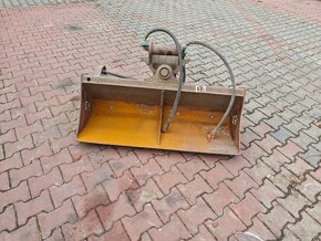 Lžíce svahová hydraulická 120 cm, D3 - 7
