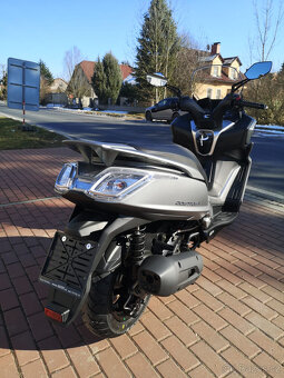 Kymco NEW Downtown 125i ABS E5 se slevou 31000Kč - 7
