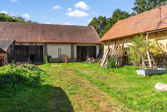 Prodej stavebního pozemku 3880 m2, Ledce - 7