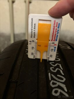 Michelin Pilot Sport 4, 225/45 R18, DOT2221; 3x4,5mm, 1x3mm - 7
