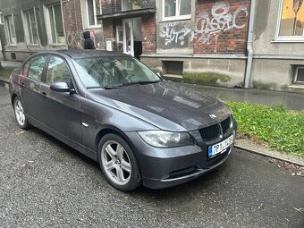 E90 318i - 7